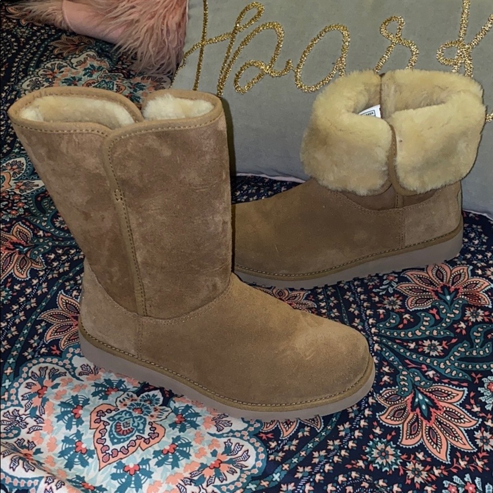 UGG boots (kids) 4